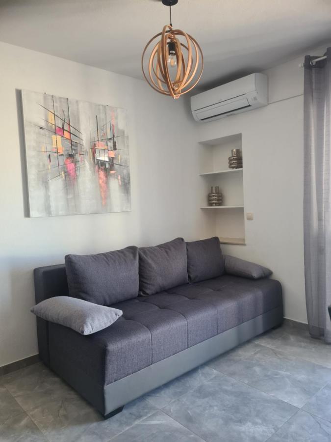 Hello Sunshine - Apartment On The Beach Zubovići Extérieur photo