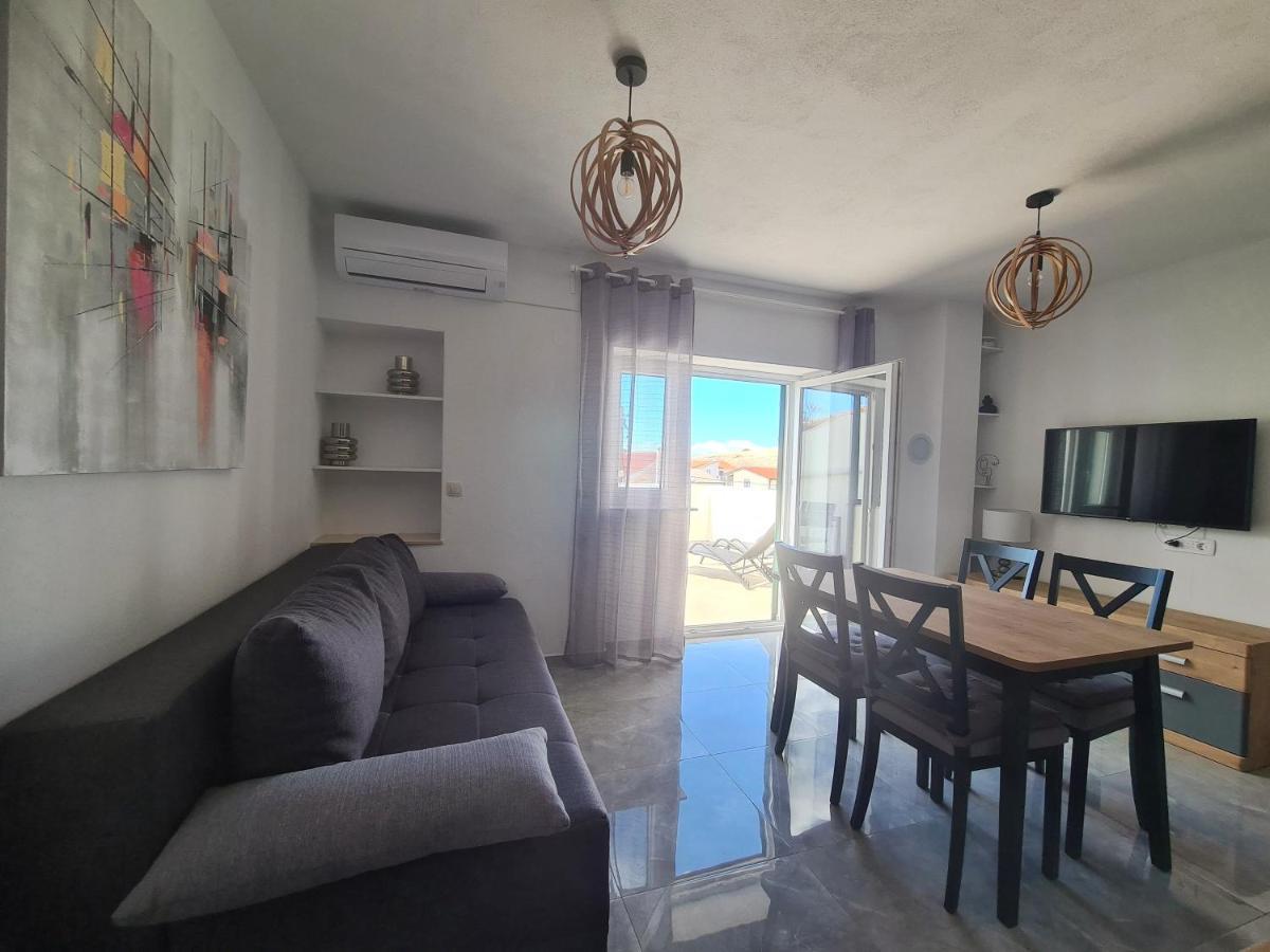 Hello Sunshine - Apartment On The Beach Zubovići Extérieur photo
